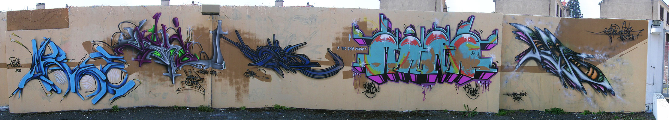 tkn_h2o_graffiti