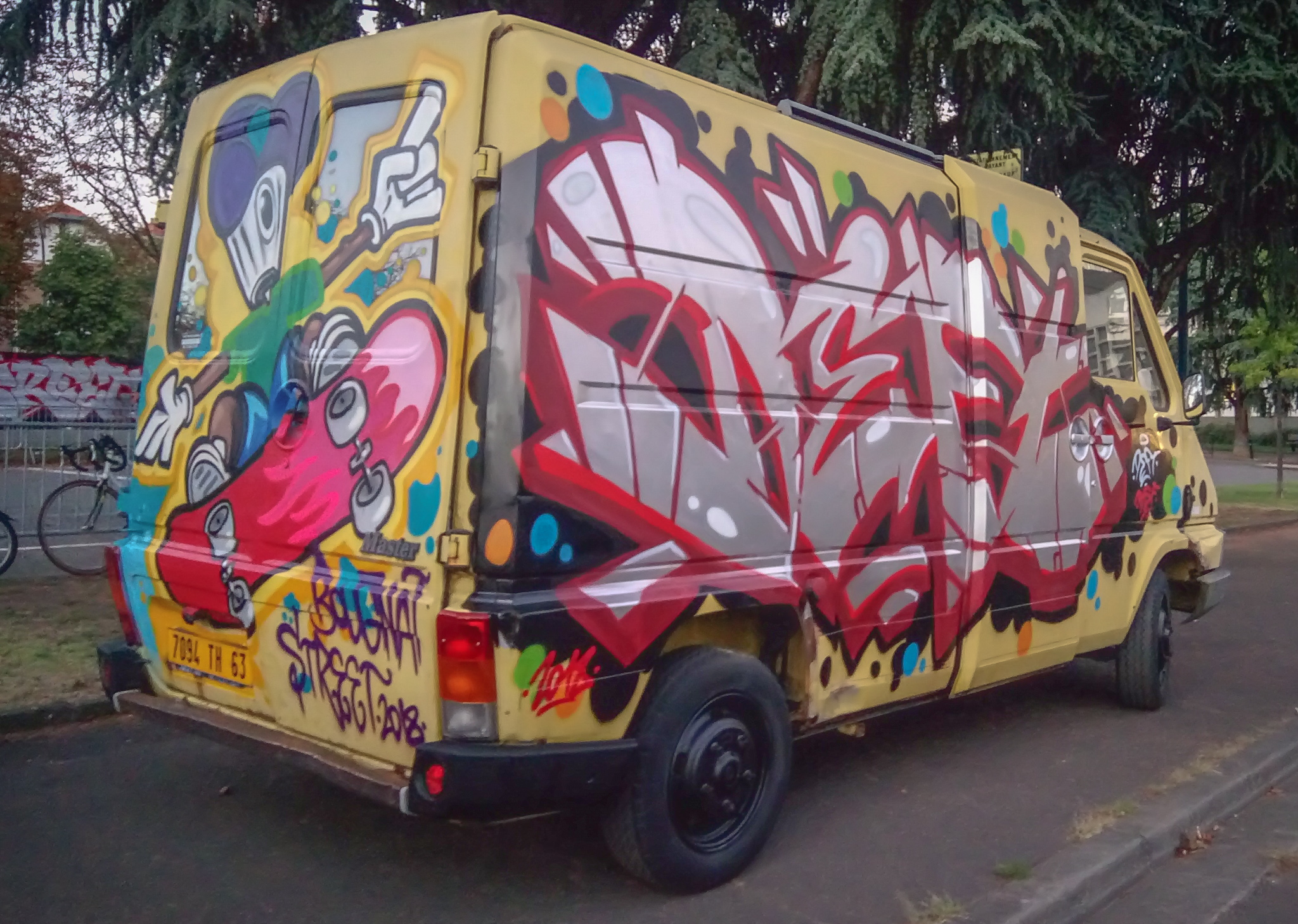 graffiti-camion-chrome-clermont-ferrand-street-art